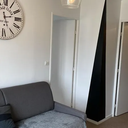 2 Pieces A Cabourg, Proche Et Thalasso, Balcon, Wifi, 4 Pers